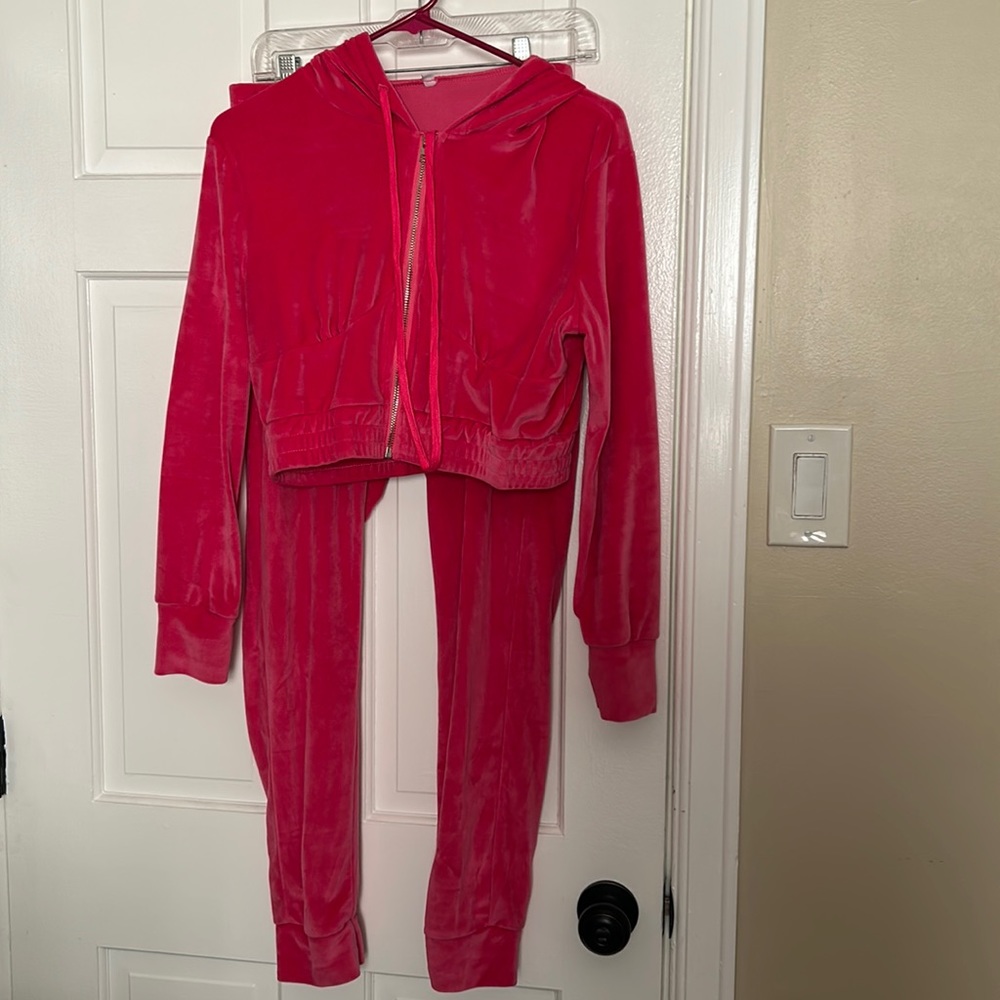 Women‘s Sweat Outfit